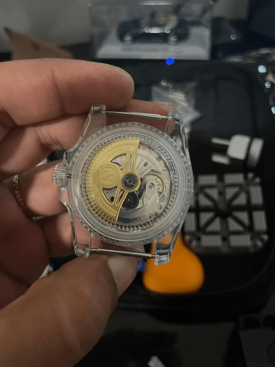 Watch assembly detail